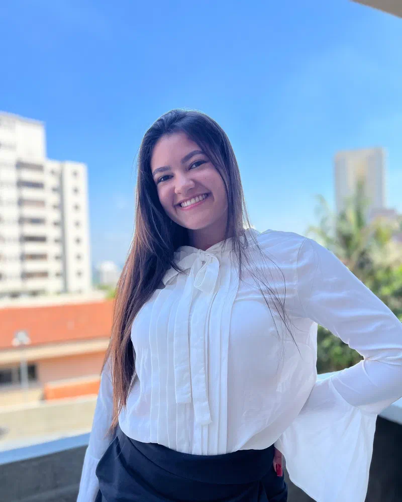 Thayná Letícia Lima Santos